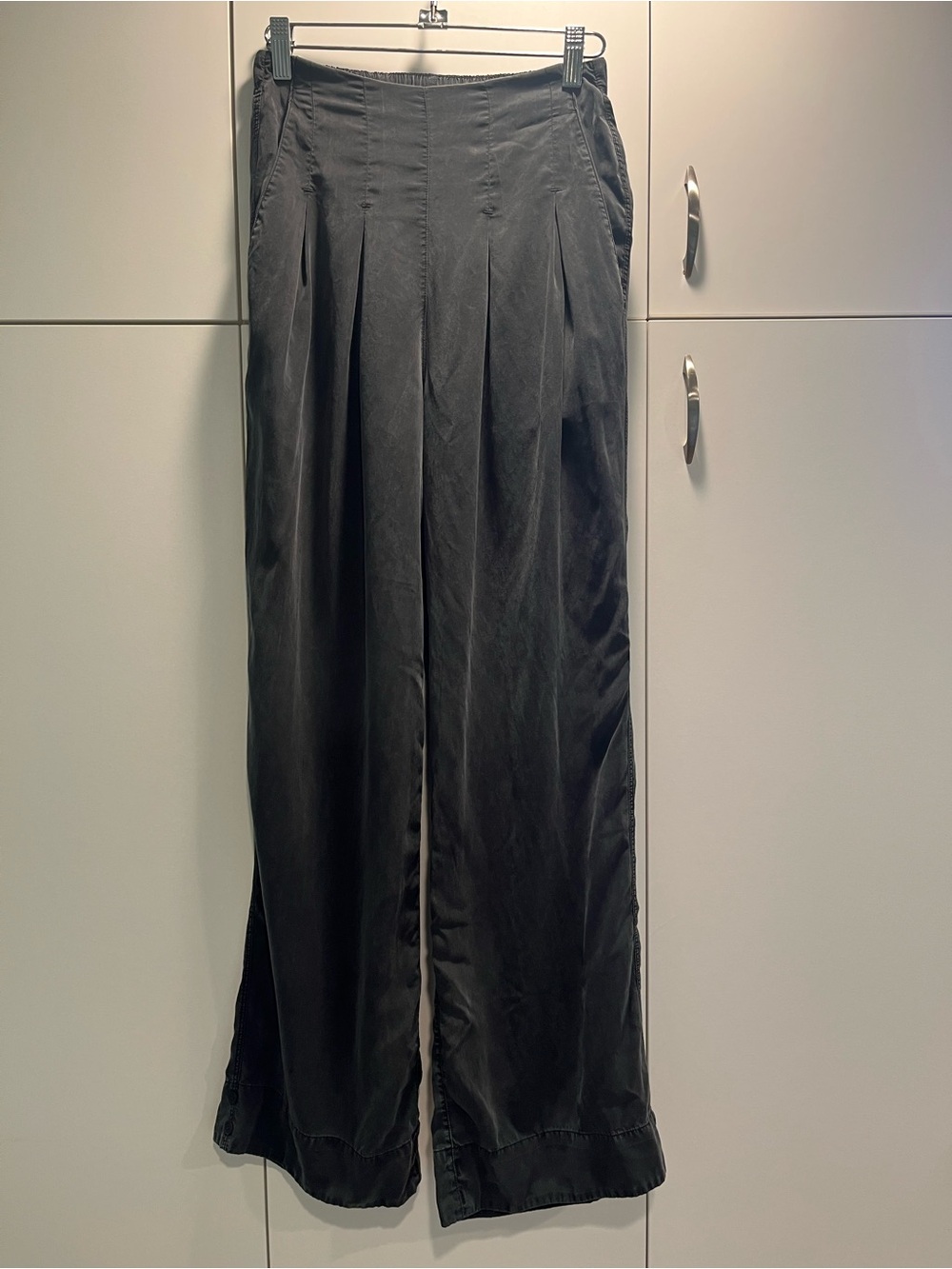Wide Leg Black Pleated Pants